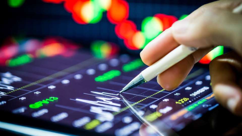 主動式ETF該不該配息? 當Alpha遇上現金流的兩難