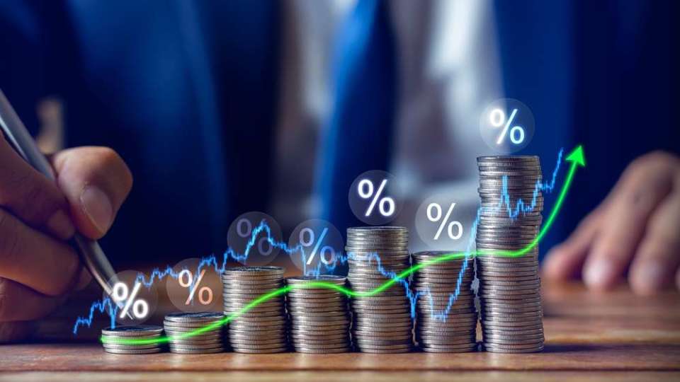 台股恐再破底？資金轉進這三大族群！