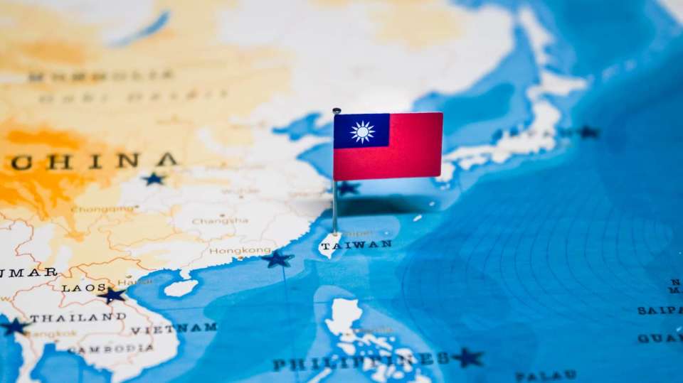 王毅同美國國務卿通話 稱台灣問題牽一髮動全身