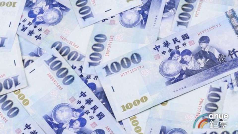 〈台幣〉高低價差超過2角震幅大 收在32.375元貶值3分