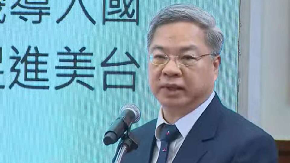 斥「蓋牌」說！龔明鑫還原油品真相：半成品封存中油未流出 台糖已盡「買家」責任