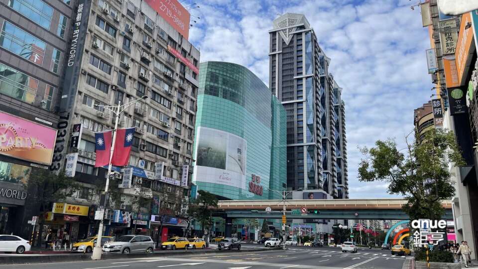 〈房產〉台股交易熱如火豪宅交易走勢頹  水岸豪宅輕井澤成交單價走低