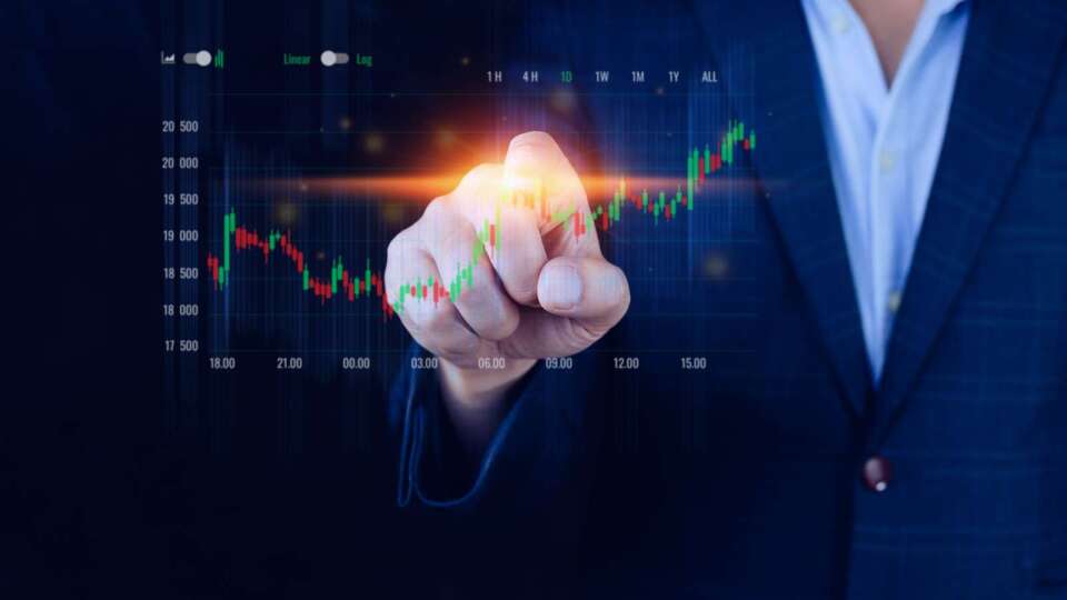 散熱漲完換誰噴？AI資金沒有離場，只是在悄悄換下一棒
